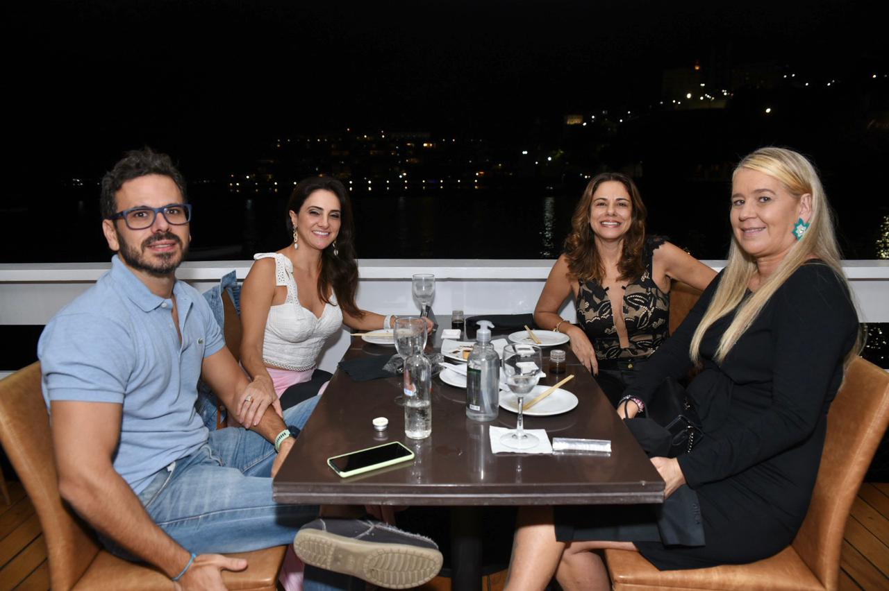 Daniel Lopes, Mariana Lopes, Danuza Brandão e Renata Pimenta       